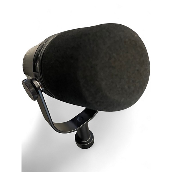 Used Shure MV7 Dynamic Microphone