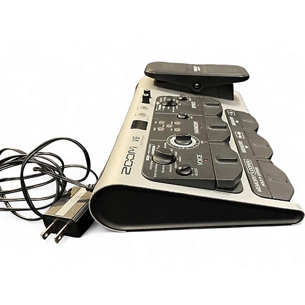 Used Zoom v6 Vocal Processor