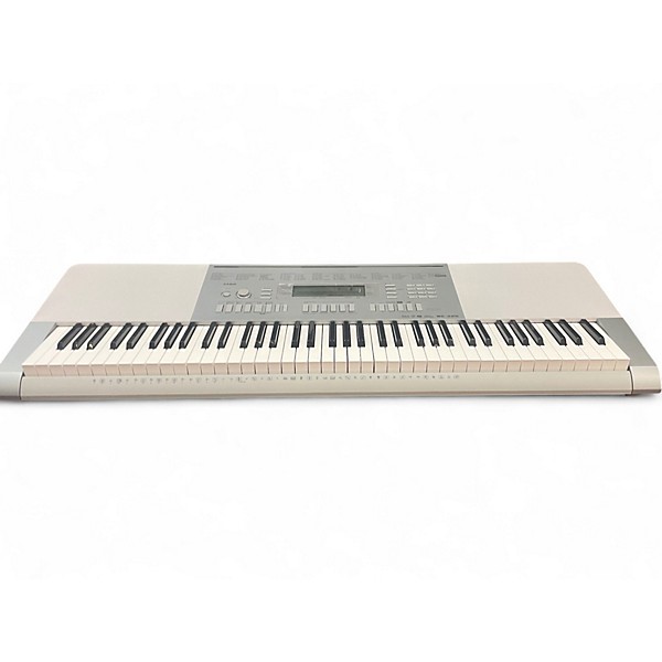 Used Casio WK225 76-Key Keyboard Workstation