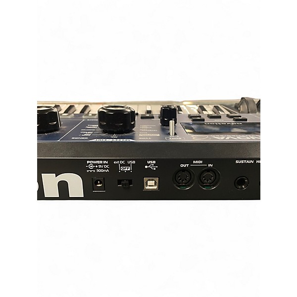 Used Novation MININOVA Synthesizer