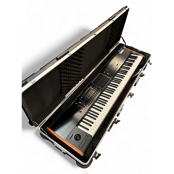 Used KORG KRONOS 2 Keyboard Workstation