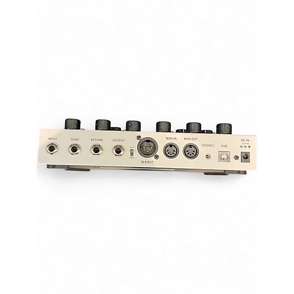 Used Mooer PREAMP LIVE Bass Preamp