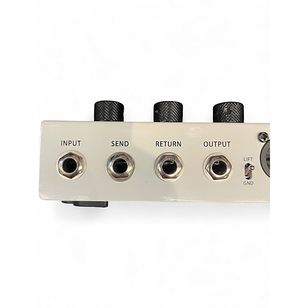 Used Mooer PREAMP LIVE Bass Preamp