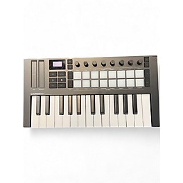 Used Novation Launchkey Mini 25 MK4 MIDI Controller
