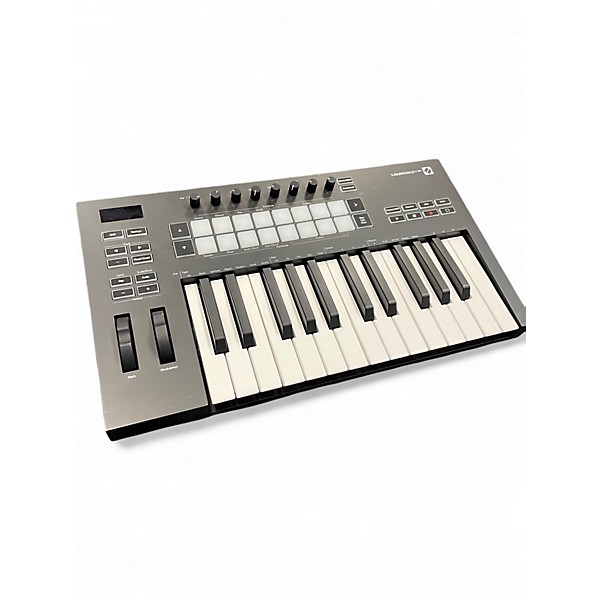 Used Novation Launchkey 25 Key MIDI Controller