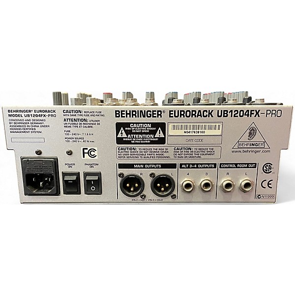Used Behringer ub1204fx pro Unpowered Mixer