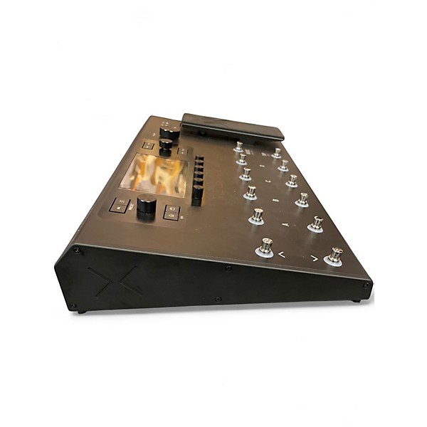 Used Line 6 Helix LT Effect Processor