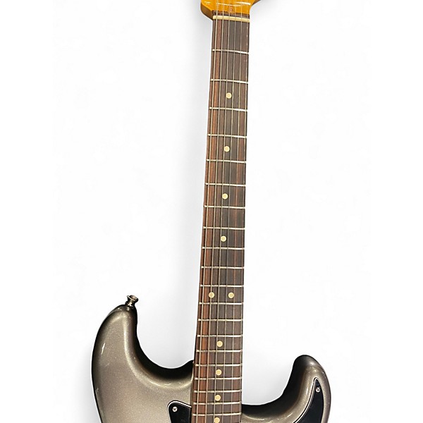 Used Fender AM PRO II STRAT HSS RW MERC Metallic Silver Solid Body Electric Guitar