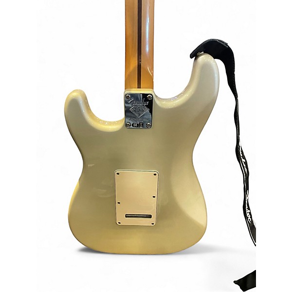 Used Fender 60th Anniversary Stratocaster Blizzard Pearl Solid Body Electric Guitar