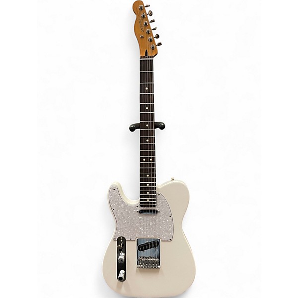Used 2025 Fender PLAYER II TELECASTER LH Olympic White Solid Body Electric Guitar