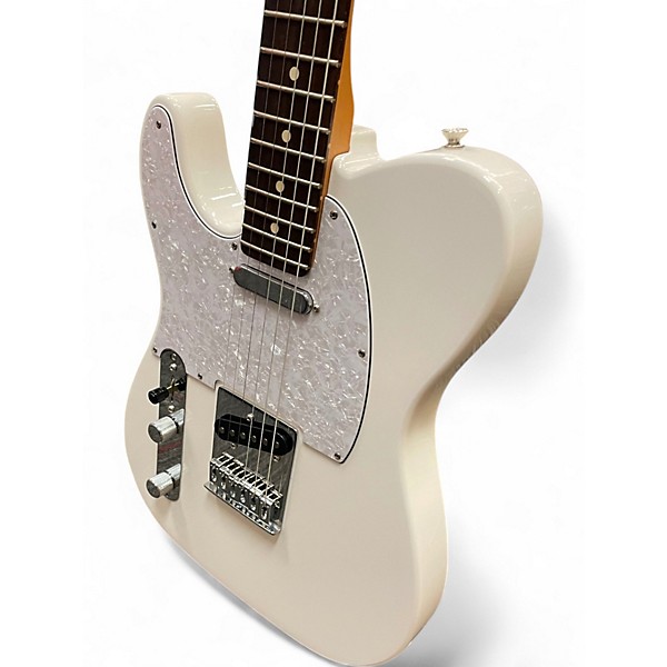 Used 2025 Fender PLAYER II TELECASTER LH Olympic White Solid Body Electric Guitar
