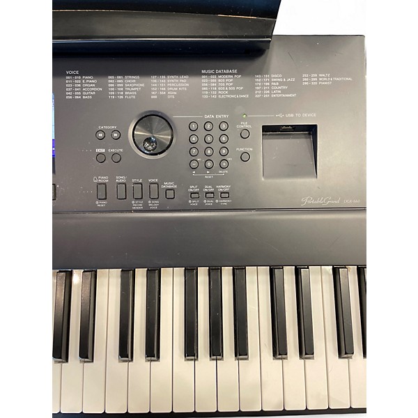 Used Yamaha DGX660 Portable Keyboard