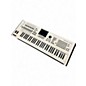 Used Yamaha Motif XF6 White Edition 61 Key Keyboard Workstation thumbnail