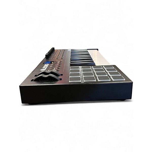 Used Alesis V25 25 Key MIDI Controller