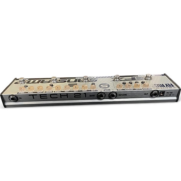 Used Tech 21 Fly Rig 5 V2 SansAmp Effect Processor