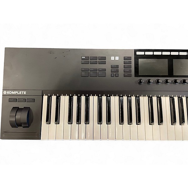 Used Native Instruments Komplete Kontrol S61 MK2 MIDI Controller