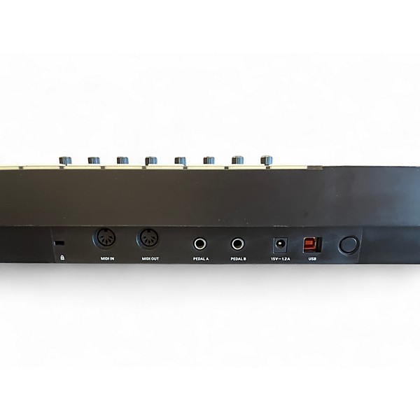 Used Native Instruments Komplete Kontrol S61 MK2 MIDI Controller