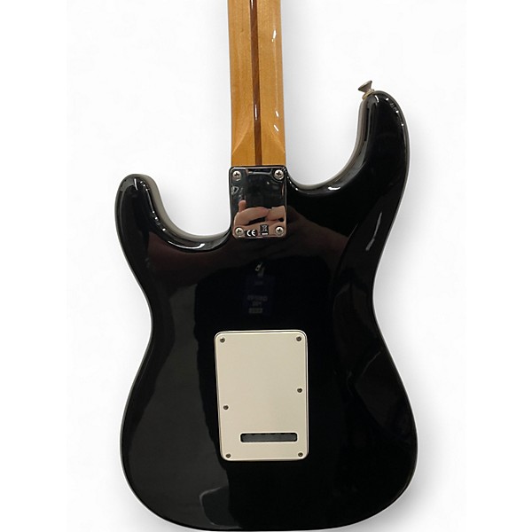 Used Fender Special Edition Standard Stratocaster Black Solid Body Electric Guitar