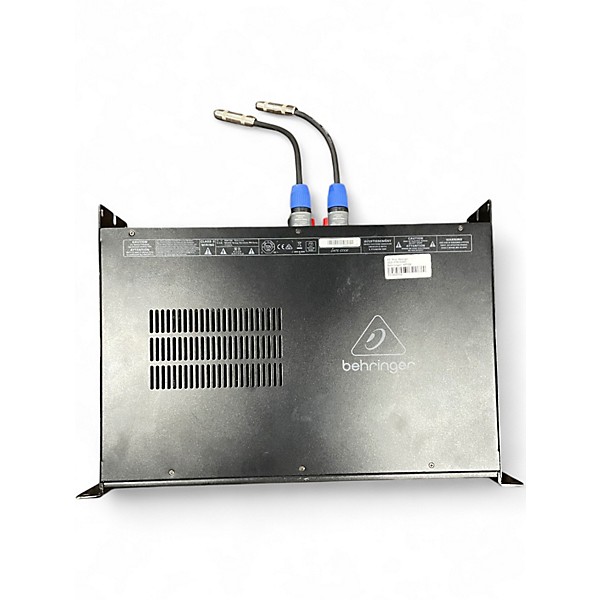 Used Behringer KM750 Keyboard Amp