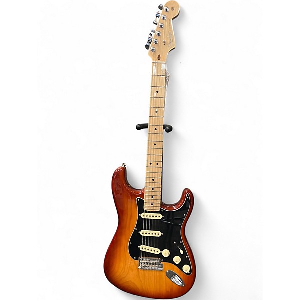 Used Fender American Professional Stratocaster SSS Sienna Sunburst Solid Body Electric Guitar