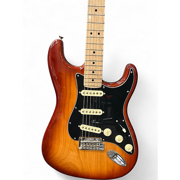 Used Fender American Professional Stratocaster SSS Sienna Sunburst Solid Body Electric Guitar