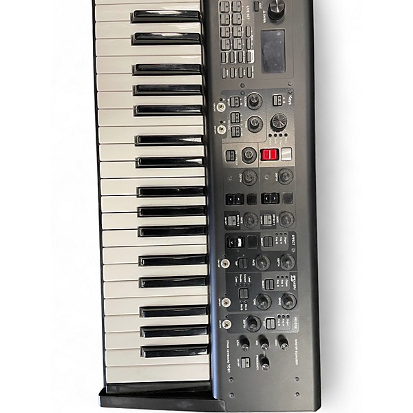 Used Yamaha YC61 Organ