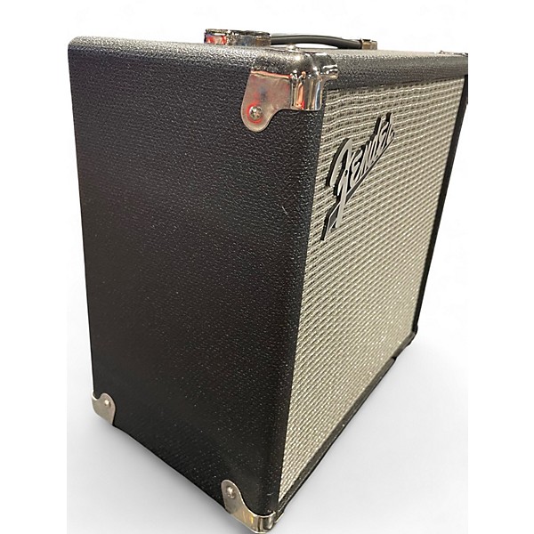 Used Fender rumble 15 Bass Combo Amp