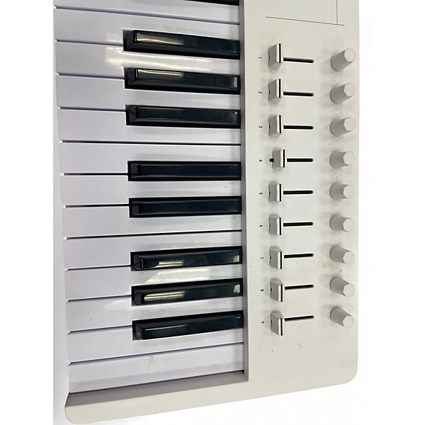 Used Arturia keylab 61 MIDI Controller