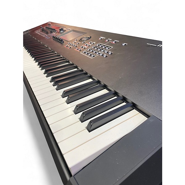 Used Yamaha MONTAGE M8X Keyboard Workstation