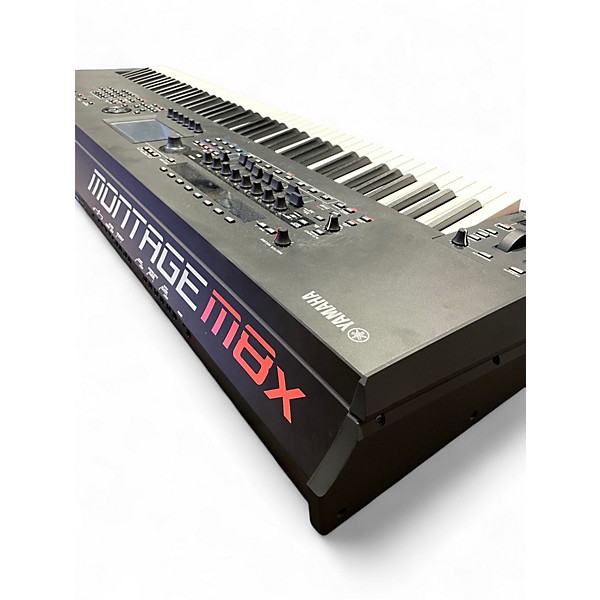 Used Yamaha MONTAGE M8X Keyboard Workstation