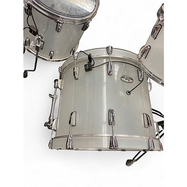 Used Pearl 5 Piece Crystal Beat Clear Drum Kit