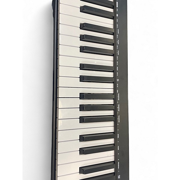 Used M-Audio KEYSTATION 61 MK3 MIDI Controller