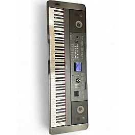 Used Yamaha DGX650 88 Key Portable Keyboard