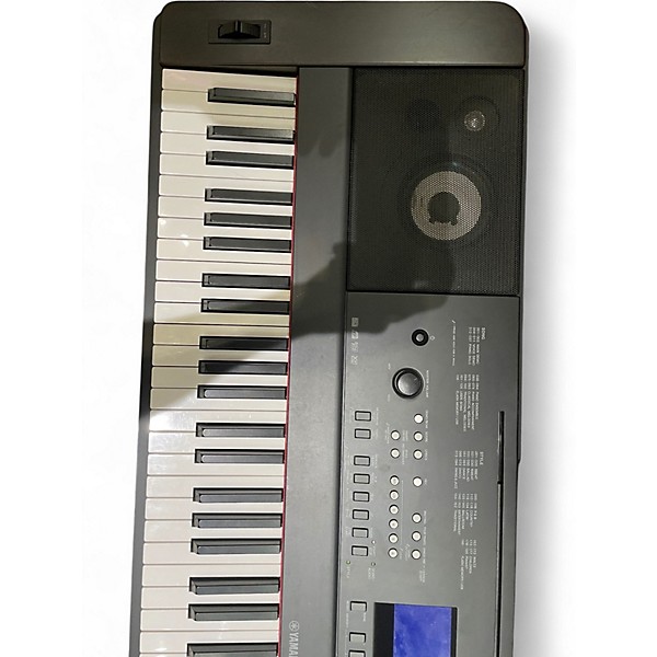 Used Yamaha DGX650 88 Key Portable Keyboard