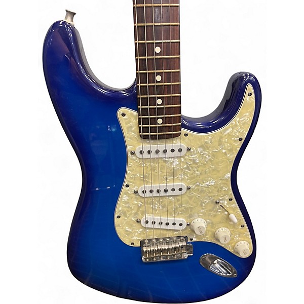Used 1996 Fender BONNIE RAITT STRATOCASTER DESERT SUNSET Solid Body Electric Guitar
