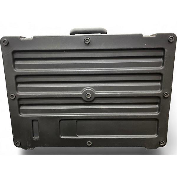 Used SKB STAGE 5 PEDALBOARD Pedal Board