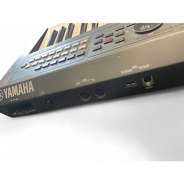 Used Yamaha MX49 Synthesizer