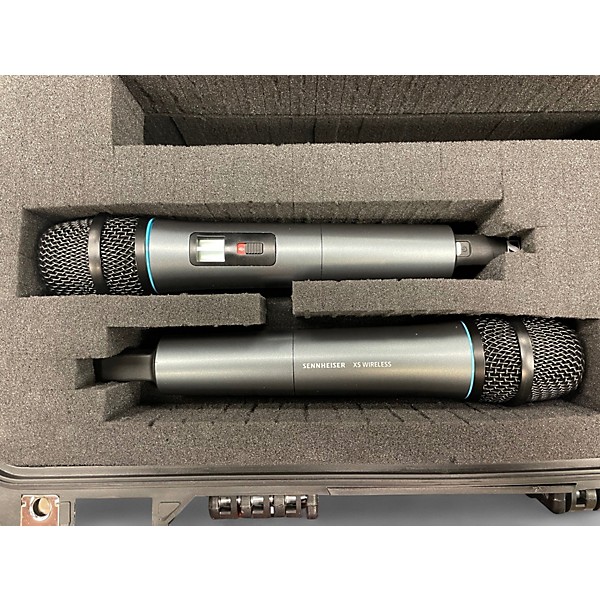 Used Sennheiser XSW 1-835 DUAL-A 2-Channel Handheld Handheld Wireless System