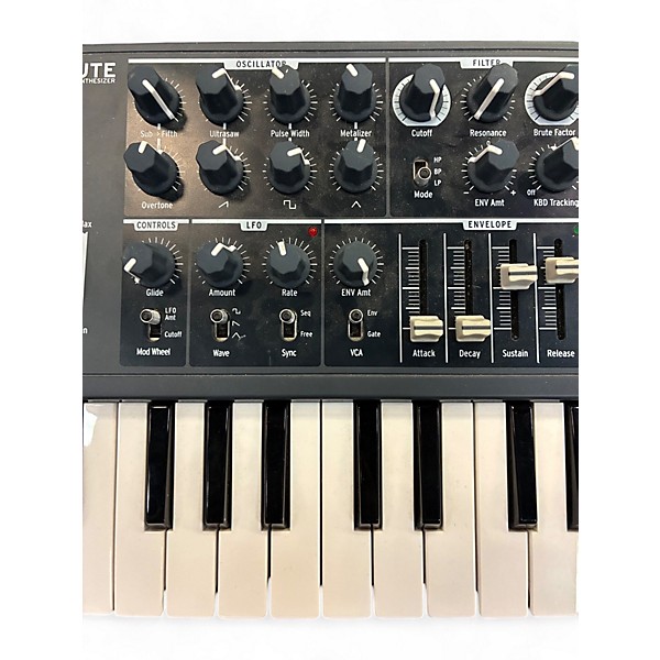 Used Arturia MICROBRUTE Synthesizer