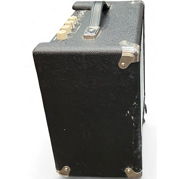 Used Fender Rumble 15 V2 15W 1X8 Bass Combo Amp