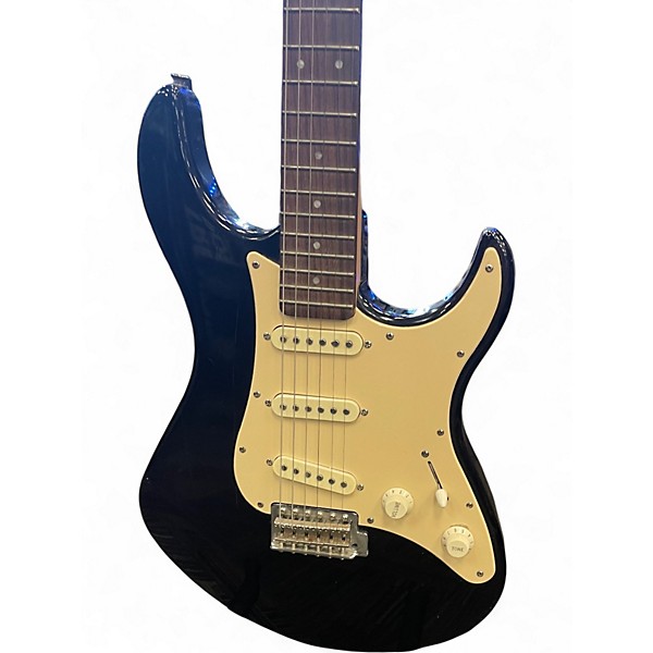 Used Yamaha EG303 Black Solid Body Electric Guitar