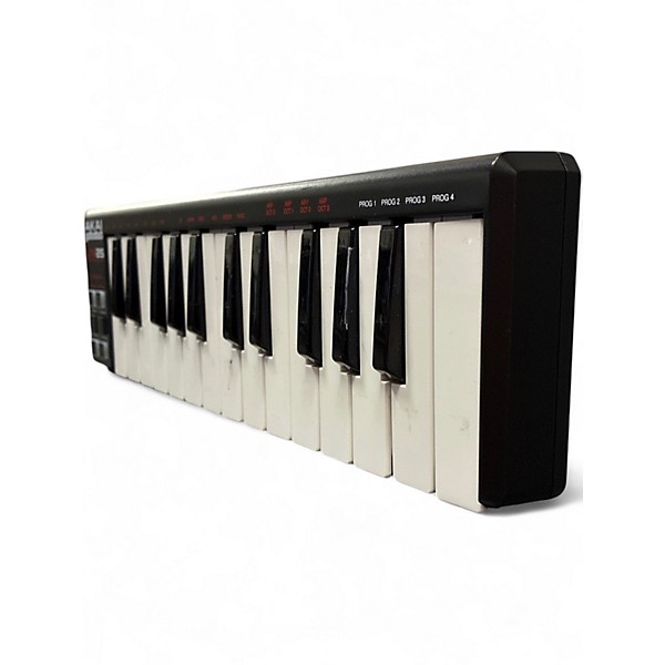 Used Akai Professional LPK25 MIDI Controller