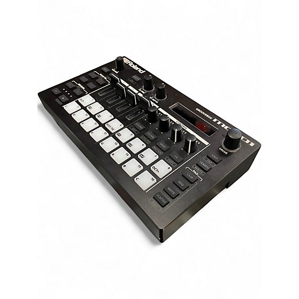 Used Roland MC-101 Groovebox Production Controller