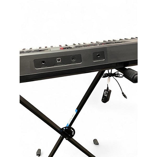 Used Yamaha PSR-EW320