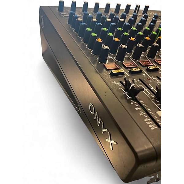 Used Mackie ONYX12 Digital Mixer