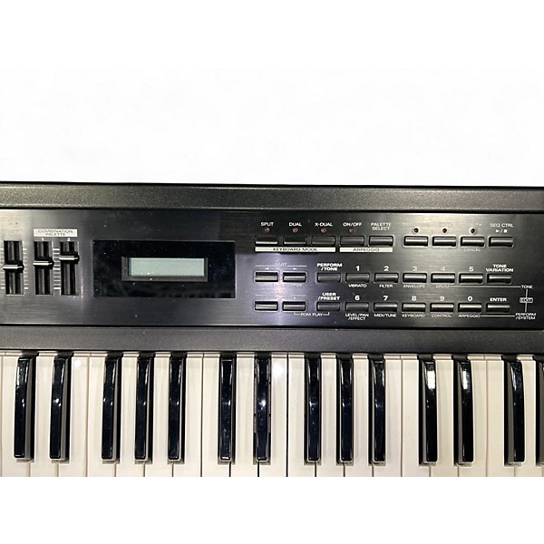 Used Roland xp-10 Arranger Keyboard