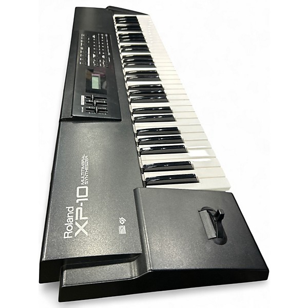 Used Roland xp-10 Arranger Keyboard