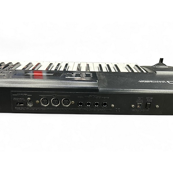 Used Roland xp-10 Arranger Keyboard