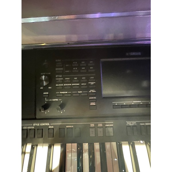 Used Yamaha PSRSX700 Arranger Keyboard