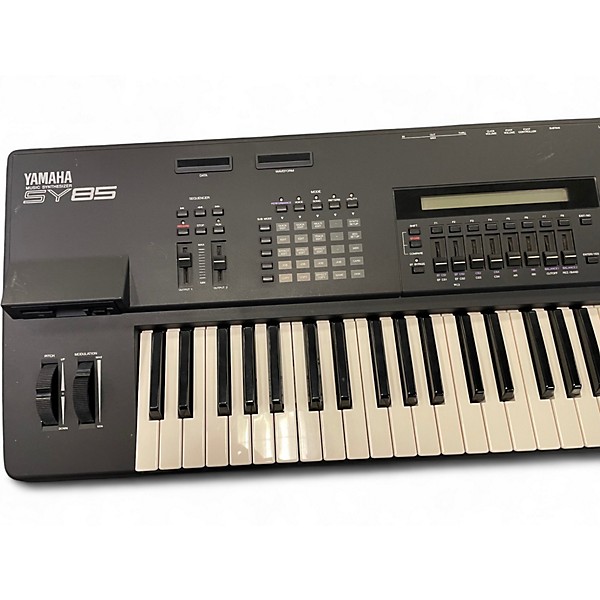Used Yamaha SY-85 Synthesizer